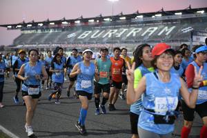 BIB: 50194, 53009
                            <button type="button" onclick="openModal(10461982)" class="btn btn-primary btn-sm float-right btn-popup" data-toggle="modal" data-target=".modal-high-quality">
                        <i class="fas fa-shopping-cart"></i> Add to Cart
                    </button>
                                            <button type="button" onclick="isThisMe(10461982, true)" class="btn btn-success btn-sm float-right btn-popup btn-isme hidden" data-toggle="tooltip" data-placement="bottom" title="นี่คือรูปของคุณใช่ไหม คลิกที่นี่เพื่อเอาเข้าอัลบั้ม">
                        <i class="fas fa-plus"></i> Add to album
                    </button>
                    <button type="button" onclick="isThisMe(10461982, false)" class="btn btn-warning btn-sm float-right btn-popup btn-isnotme hidden">
                        <i class="fas fa-ban"></i> Remove from album
                    </button>